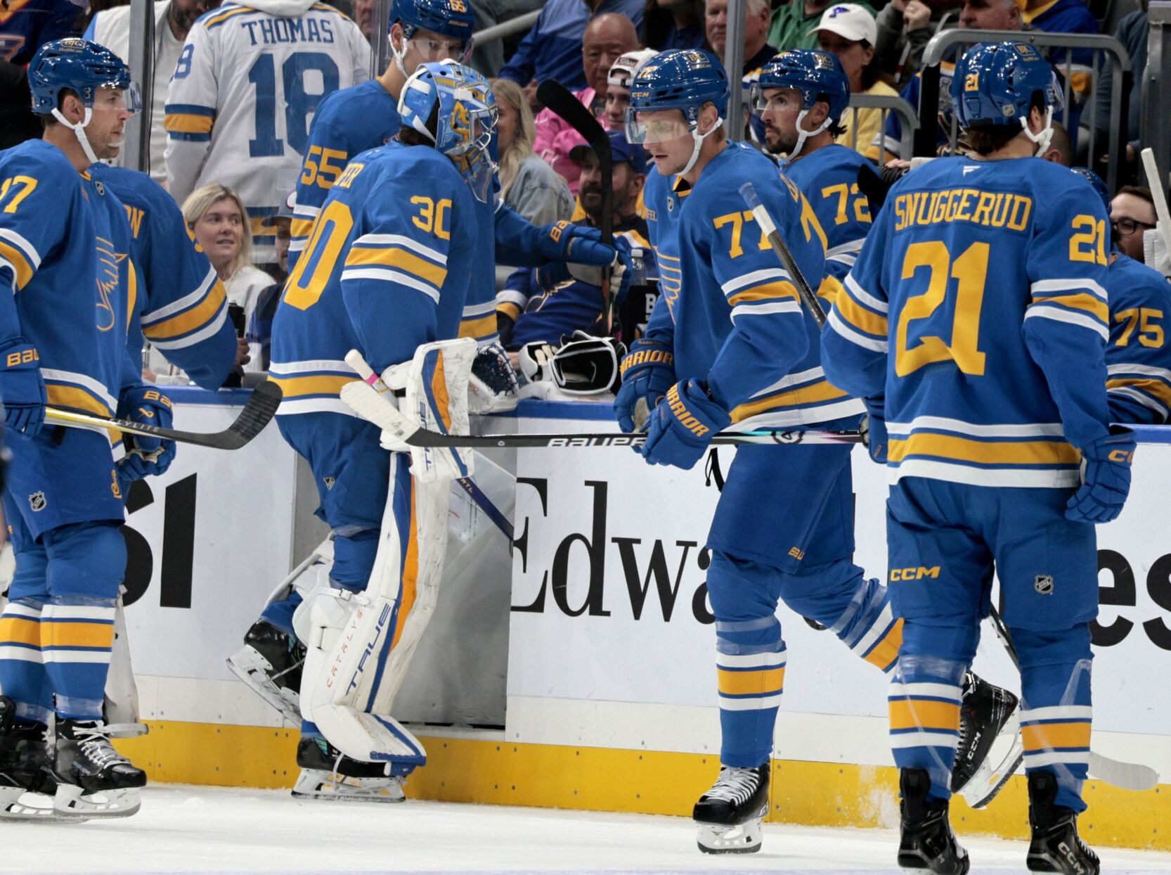 Blues host the Mammoth